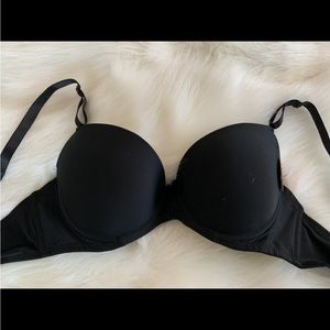 MaMia Women’s Pushup Padded Underwire Black Bra NWT Size 34C